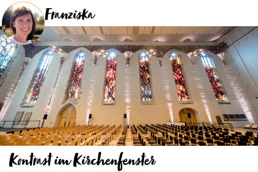 Kontrast im Kirchenfenster www.AndreasLander.de